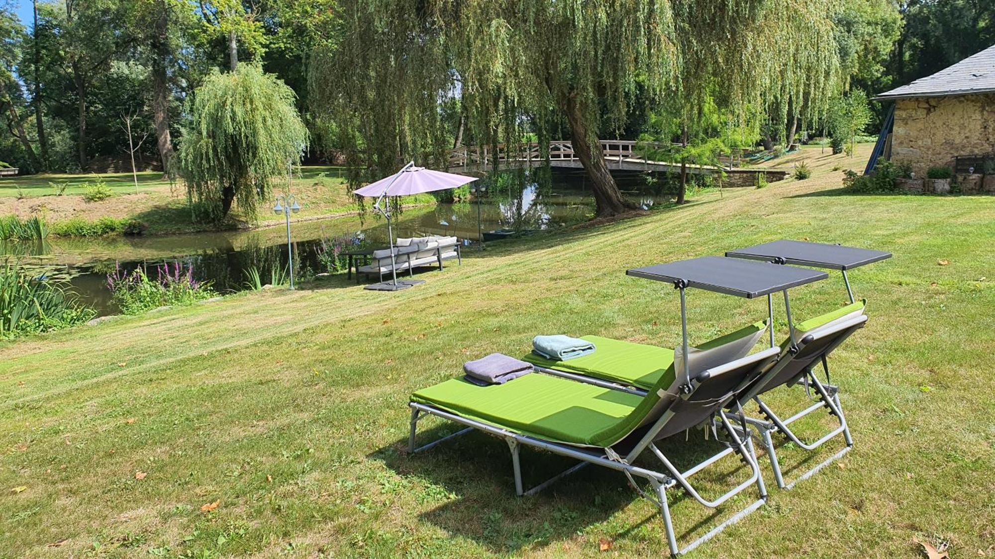 La Chapelle-Saint-Aubin Au Fil De L'Eau Bed & Breakfast エクステリア 写真