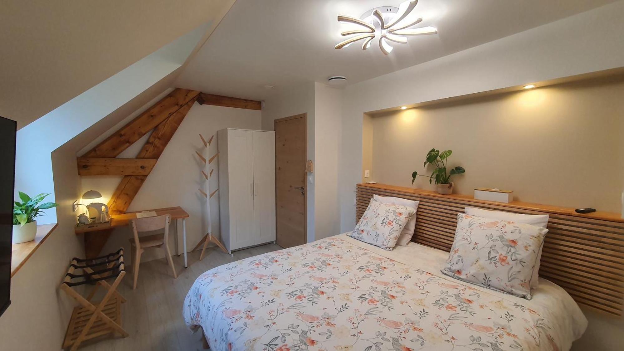 La Chapelle-Saint-Aubin Au Fil De L'Eau Bed & Breakfast エクステリア 写真